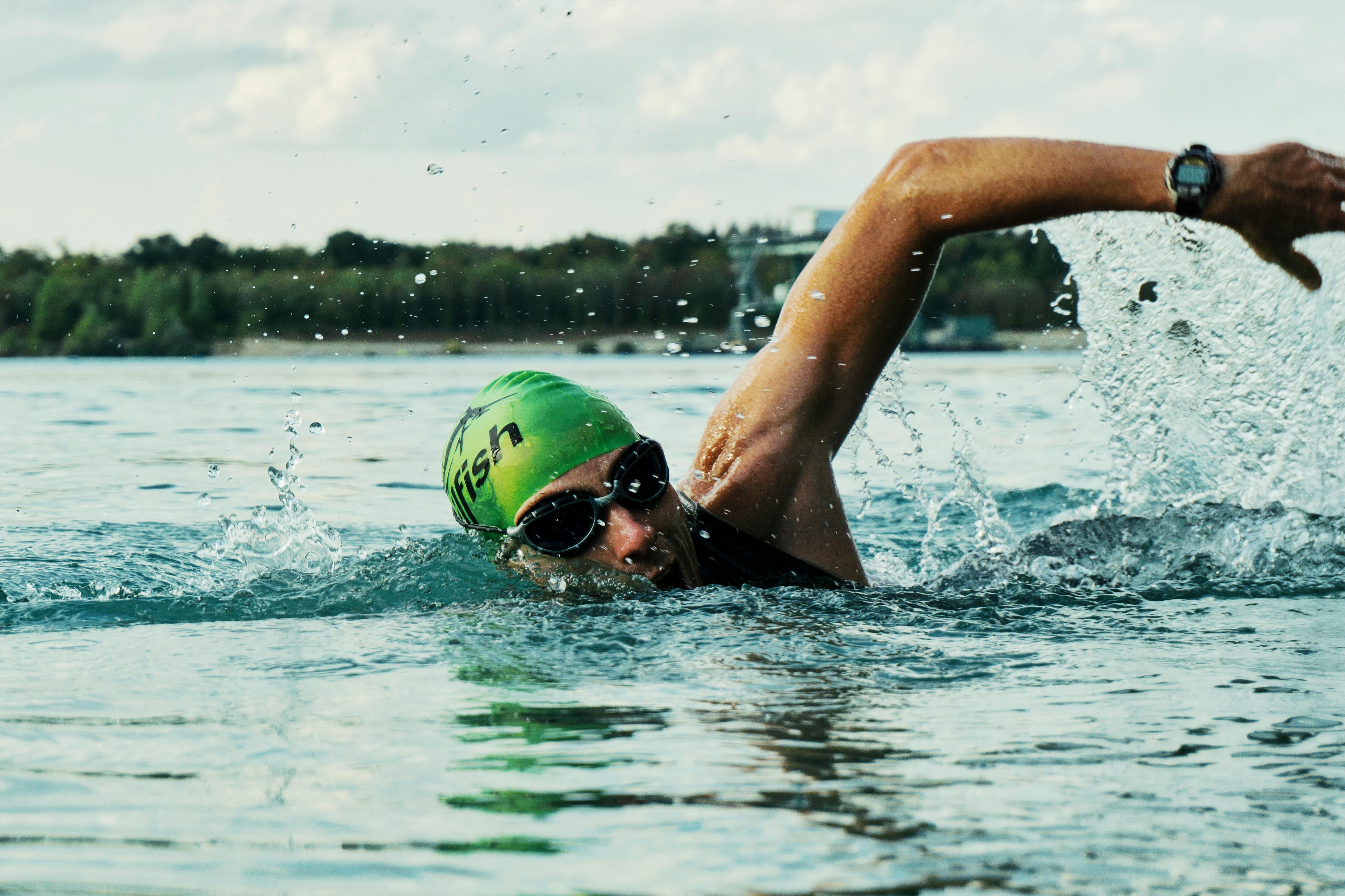 Elite Athletes & Performance Organizations - High-performance environment. Photo by mali maeder from Pexels: https://www.pexels.com/photo/person-swimming-on-body-of-water-1415810/